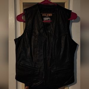 Genuine leather women's motorcycle 🏍️ vest.